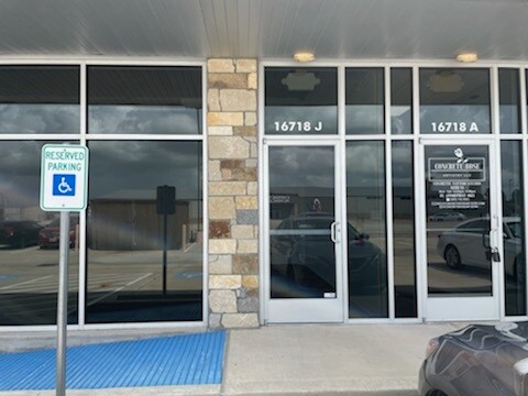 More Photos Of 16718 House Hahl Rd, Cypress Storefront Retail Office For Lease