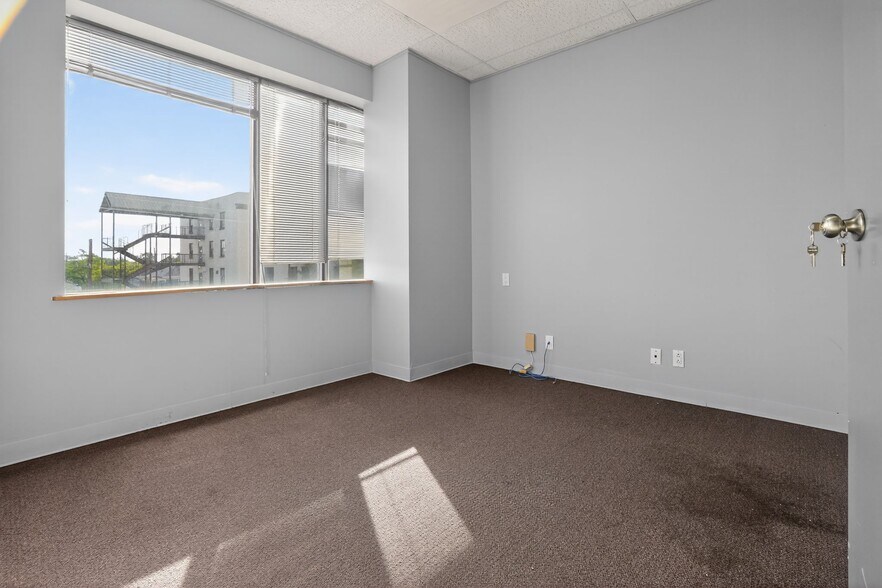 More Photos Of 3525 Prytania St, New Orleans Medical For Lease