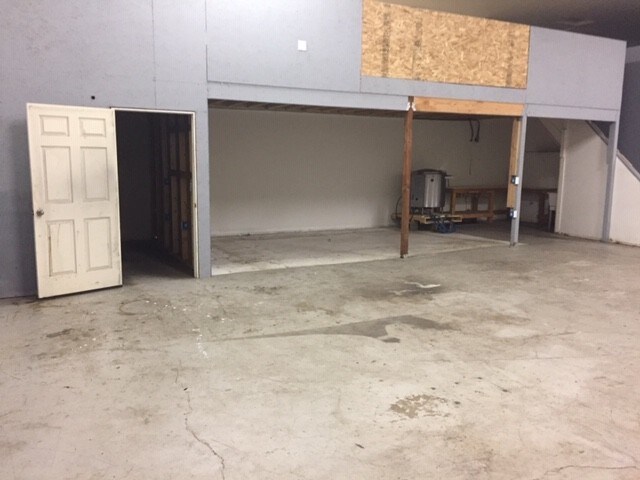 More Photos Of 7826 N Market St, Spokane Warehouse For Lease