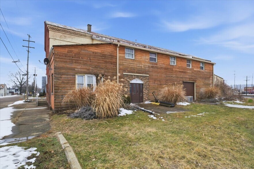 More Photos Of 409 W Gambier St, Mount Vernon Light Manufacturing For Sale