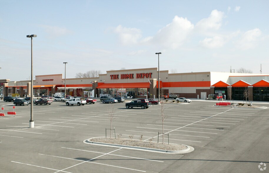 More Photos Of 5201 N Belt Hwy, Saint Joseph Unknown For Lease