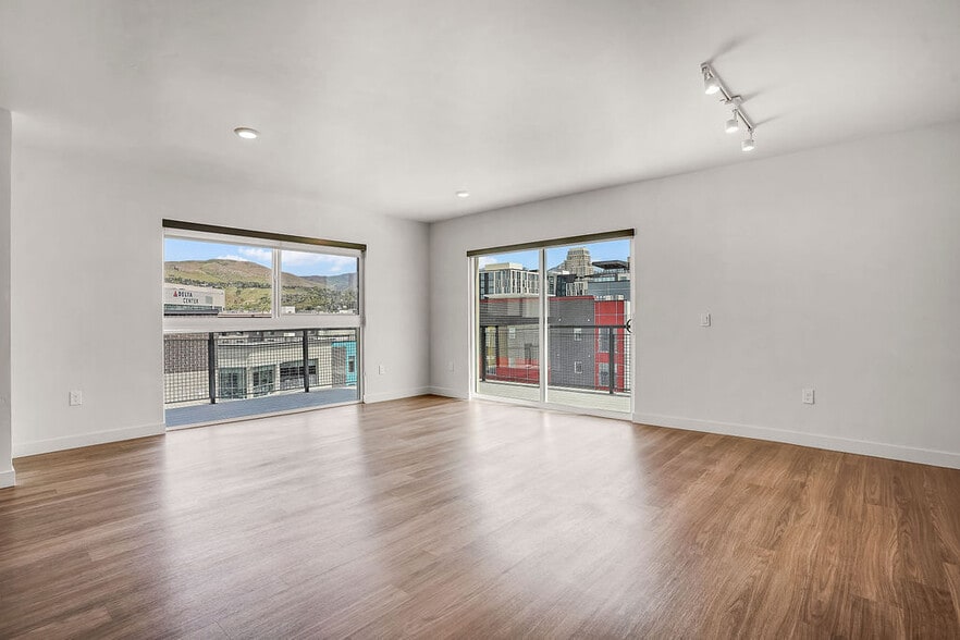 More Photos Of 360 W 200 S, Salt Lake City Apartments For Lease