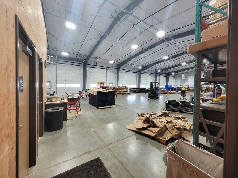 More Photos Of 5775 State St, Salem Industrial For Lease