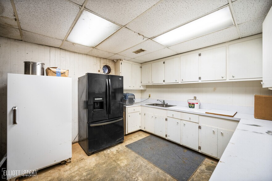 More Photos Of 1785 Old River Rd, Natchitoches Light Manufacturing For Sale