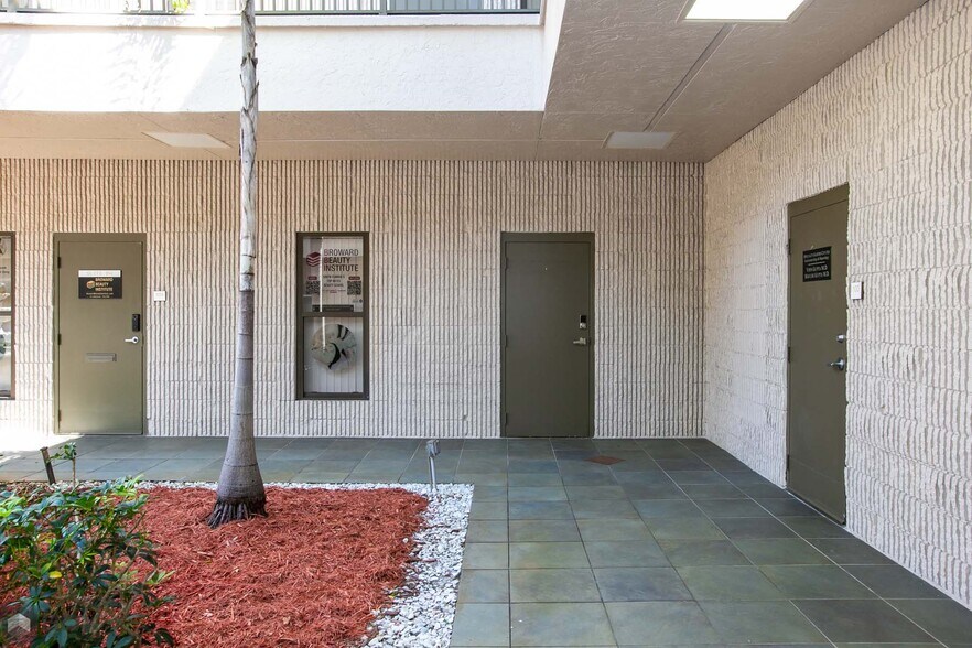 More Photos Of 1500 N University Dr, Coral Springs Medical For Sale