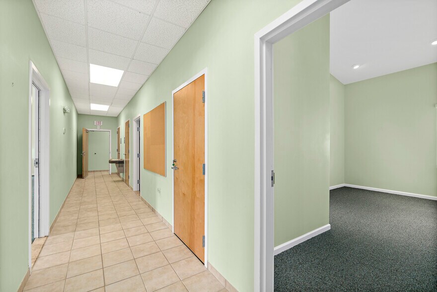 More Photos Of 3270 Highway A1A, Melbourne Beach Office For Lease