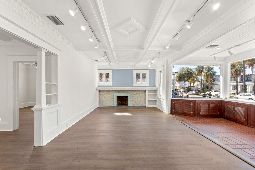 More Photos Of 131 King St, Saint Augustine Freestanding For Sale