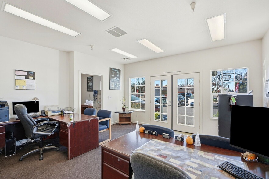 More Photos Of 1380 Sebastopol Rd, Santa Rosa Auto Dealership For Sale