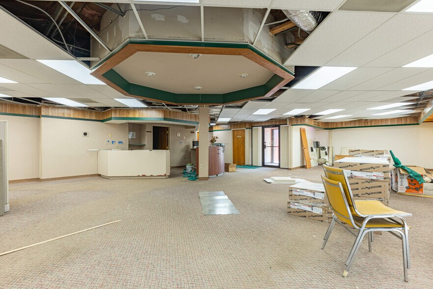 More Photos Of 4999 Northcutt Pl, Dayton Medical For Lease