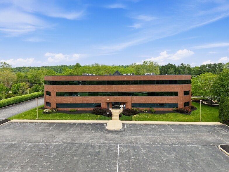 More Photos Of 470 John Young Way, Exton Unknown For Lease