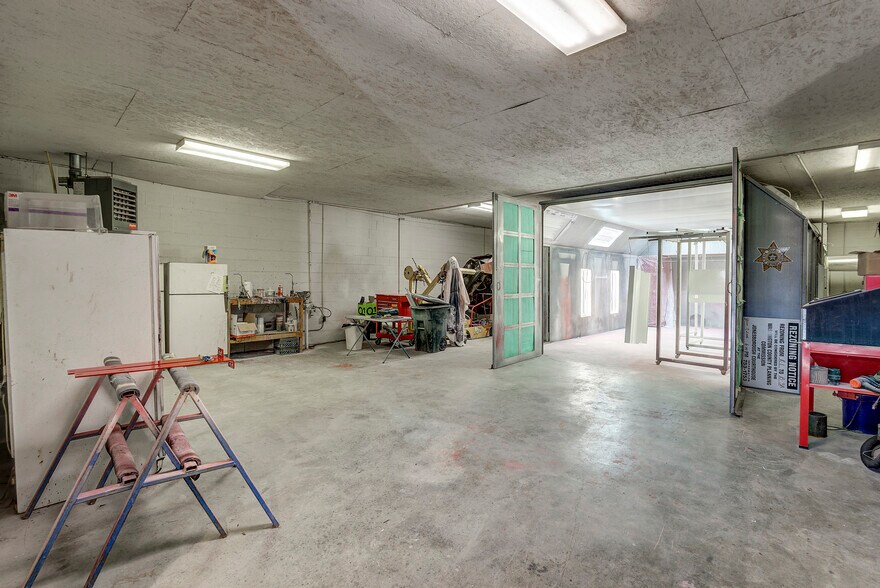 More Photos Of 127 Cherry St, Johnson City Industrial For Sale