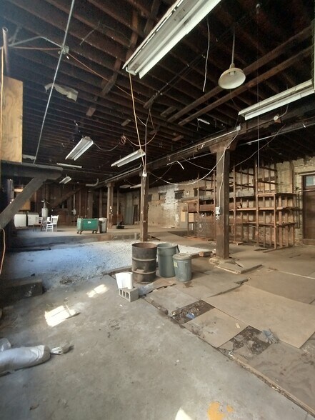 More Photos Of 2251 Troy St, Chicago Land For Sale