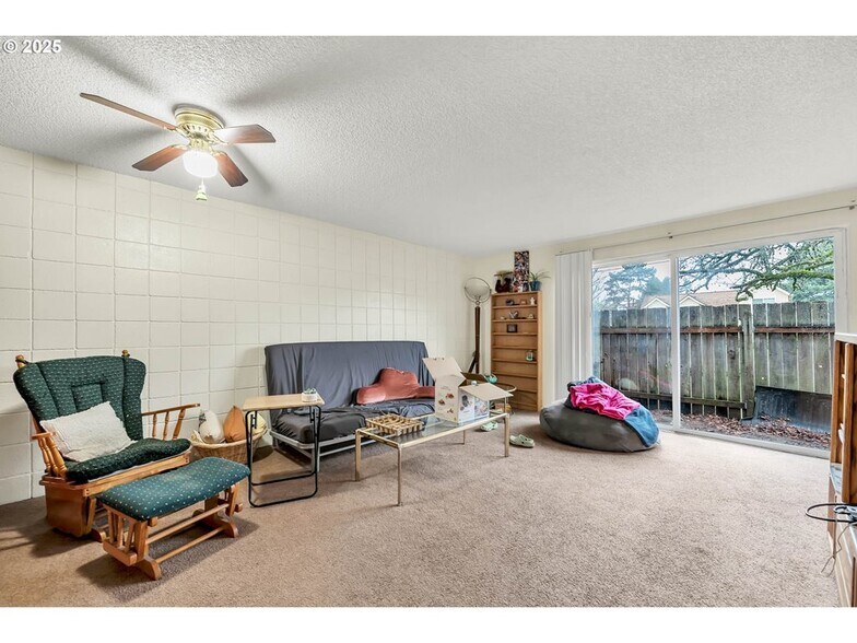 More Photos Of 2135 NW Highland Dr, Corvallis Apartments For Sale