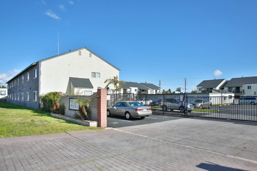 Primary Photo Of 10342 Westminster Ave, Garden Grove Apartments For Sale