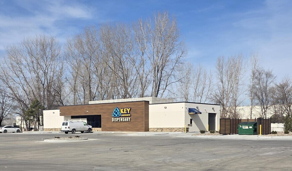 Primary Photo Of 6820 E Front St, Kansas City Freestanding For Lease