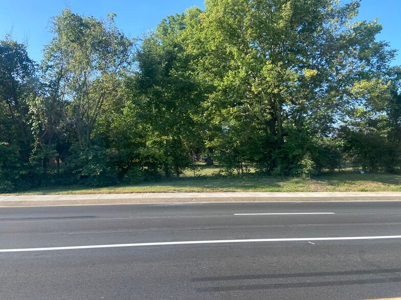 More Photos Of 3300 W Kearney St, Springfield Land For Sale