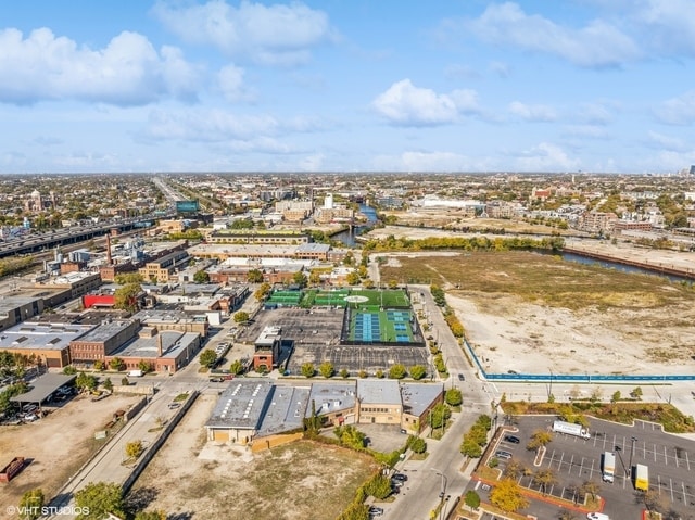 More Photos Of 1348 W Concord Pl, Chicago Office For Sale