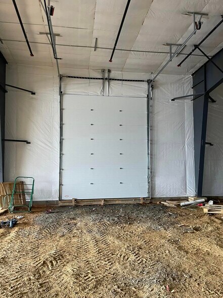 More Photos Of 331 Aviation Way, Frederick Light Manufacturing For Lease