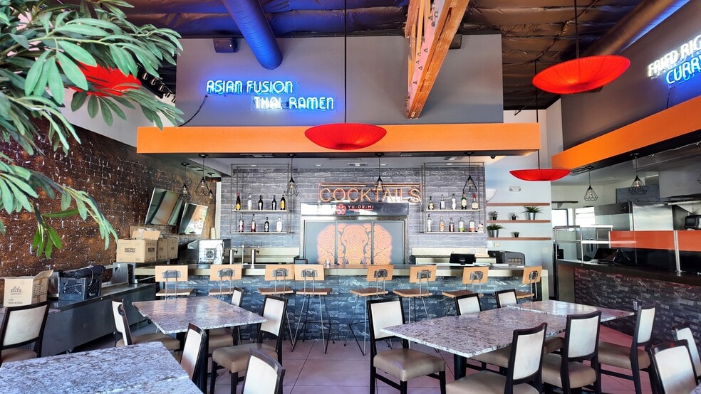 More Photos Of 80-100 E California ave, Las Vegas General Retail For Lease