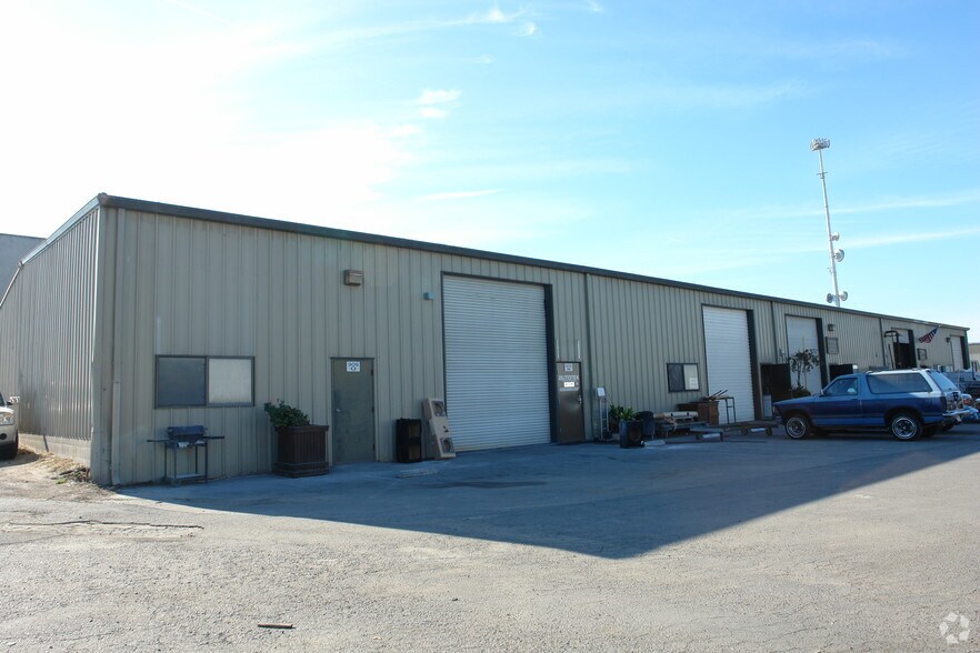 More Photos Of 901-909 Harkins Rd, Salinas Warehouse For Lease