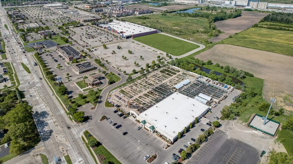 More Photos Of 6318 Green Bay, Kenosha Freestanding For Lease