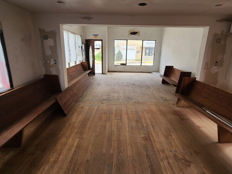 More Photos Of 333 Brinton ave, Trafford General Retail For Lease