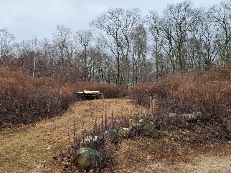 More Photos Of 4 Commerce Ct, Ledyard Land For Lease