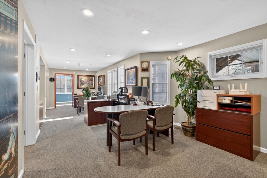 More Photos Of 531 Route 32, Highland Mills Office For Sale