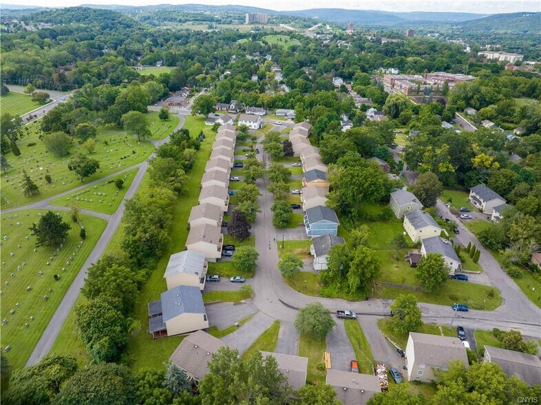 More Photos Of 205-274 Robert Dr, Syracuse Apartments For Sale