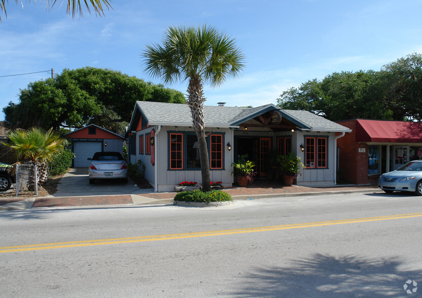 Primary Photo Of 304 Flagler Ave, New Smyrna Beach Storefront For Sale