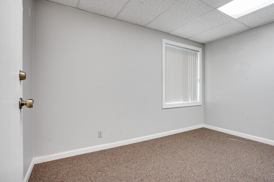 More Photos Of 199 E Hamilton Ave, Campbell Office For Sale