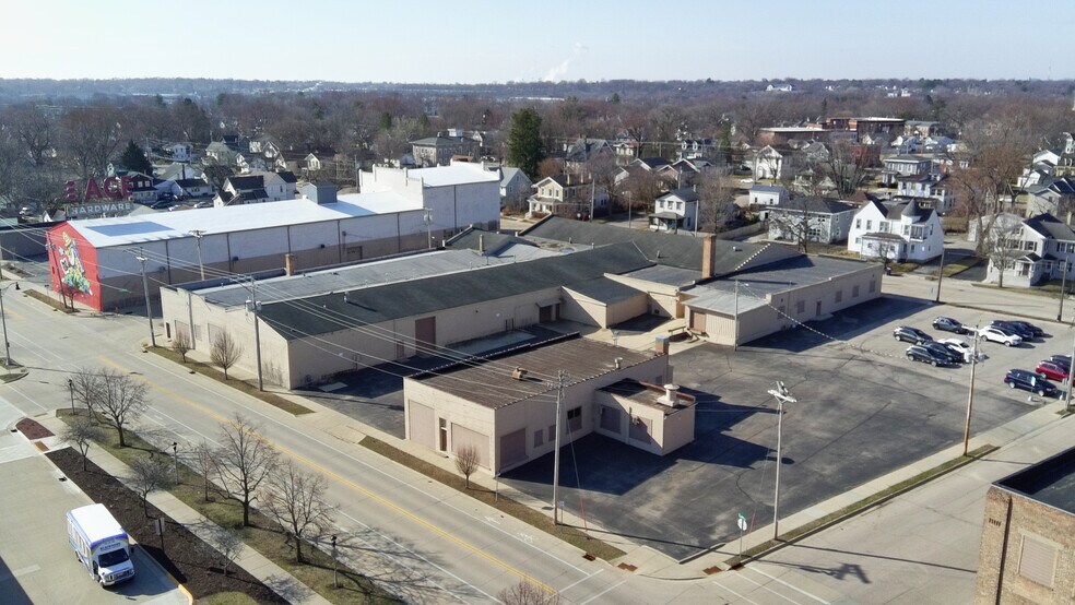 More Photos Of 161 S Franklin St, Janesville Industrial For Lease