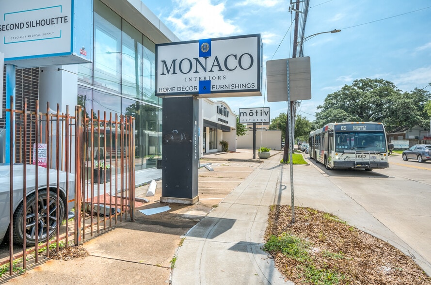 More Photos Of 2522 Bissonnet St, Houston Freestanding For Lease