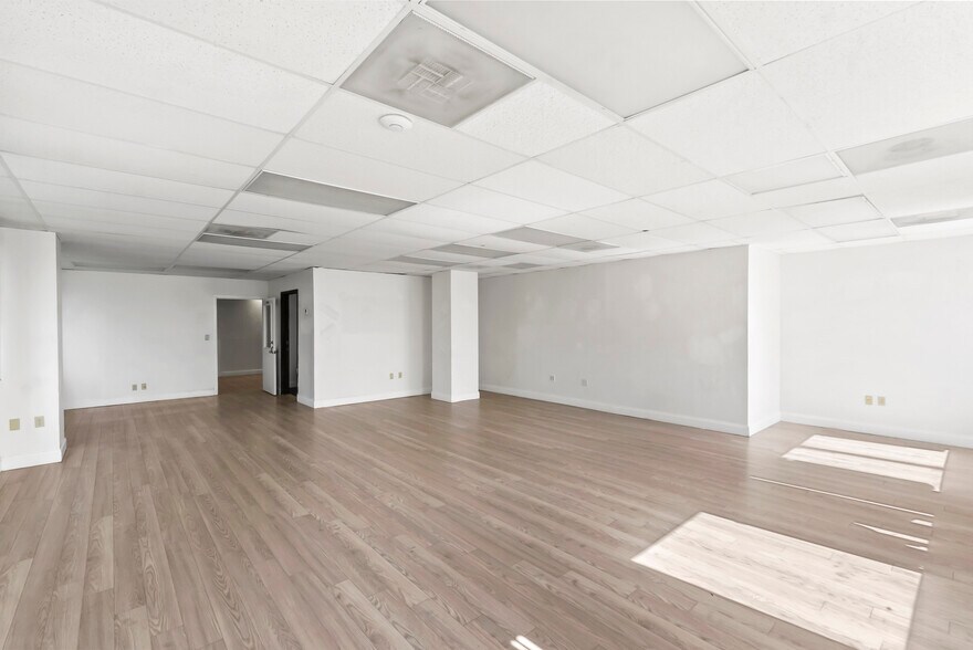 More Photos Of 3201 Griffin Rd, Fort Lauderdale Loft Creative Space For Lease