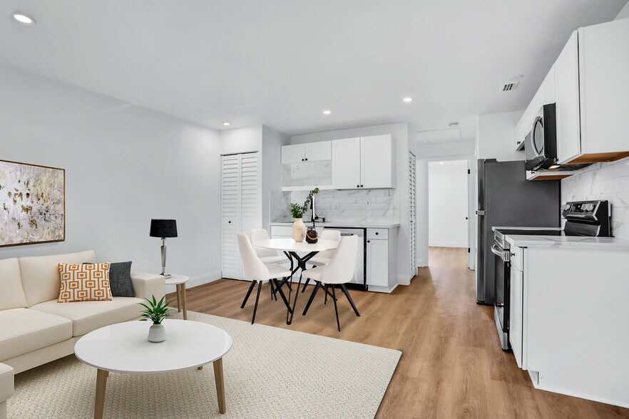 More Photos Of 1830 S Clyde Morris Blvd, Daytona Beach Apartments For Sale