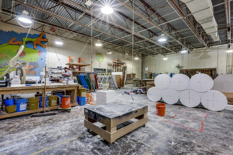 More Photos Of 1800 Shady Oaks Dr, Denton Light Distribution For Lease