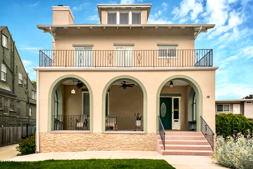 More Photos Of 435 Vernon St, Oakland Specialty For Sale