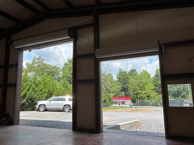 More Photos Of 3085 S Lee Hwy, Cleveland Warehouse For Lease