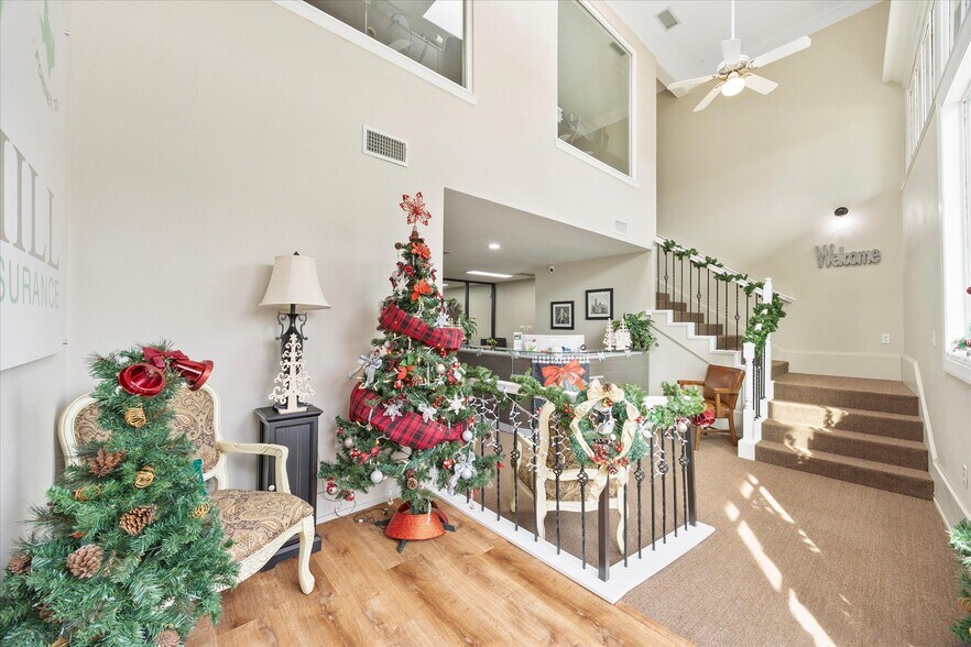 More Photos Of 208 S Bois D Arc St, Forney Storefront Retail Office For Sale