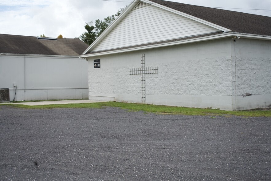 More Photos Of 5040 County Road 218, Middleburg Religious Facility For Sale