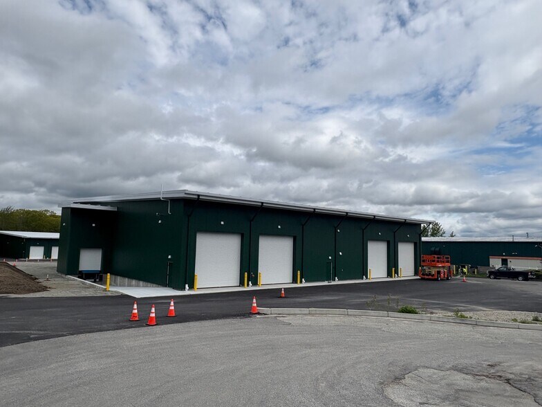 Primary Photo Of 21 Daniels Way, Cranston Warehouse For Sale
