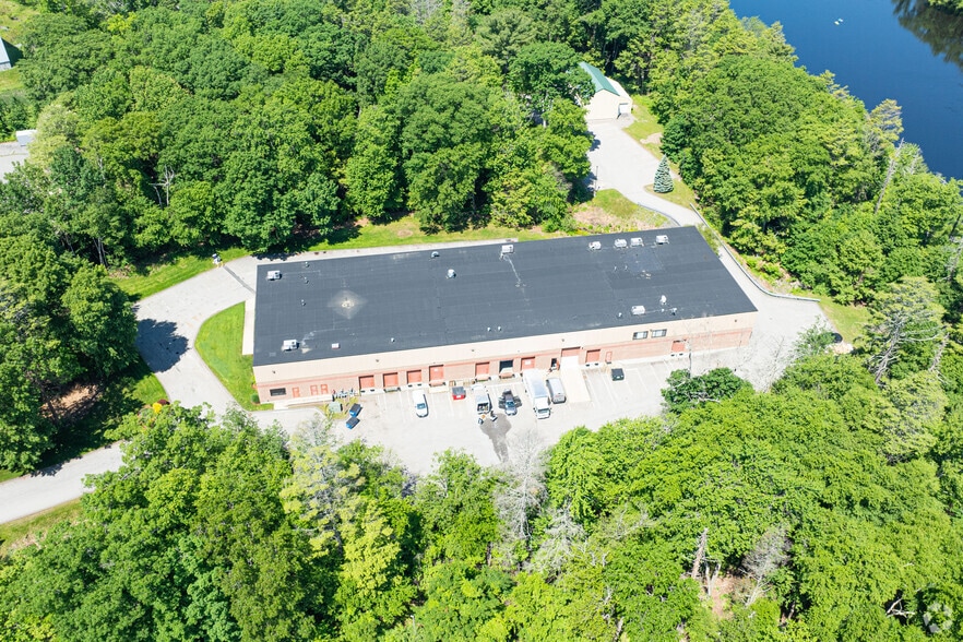 Primary Photo Of 17 Parkridge Rd, Haverhill Warehouse For Lease