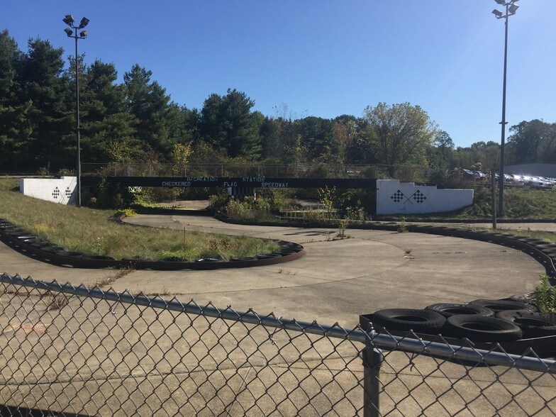 More Photos Of 1600 N Hermitage Rd, Hermitage Land For Sale