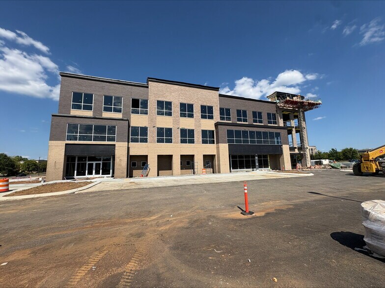 More Photos Of 1600 Gateway Blvd, Murfreesboro Office For Lease