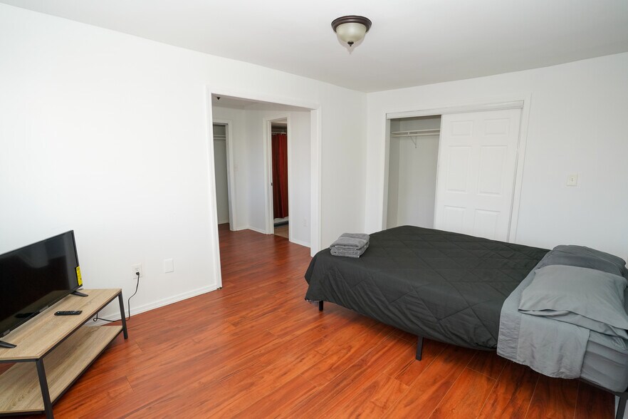 More Photos Of 135 5th St, Elizabeth Storefront Retail Residential For Sale
