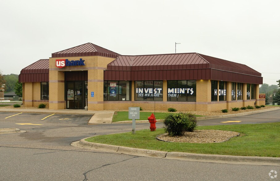 Primary Photo Of 1940-2000 Cliff Lake Rd, Eagan Unknown For Lease