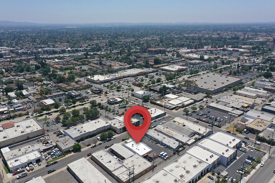 More Photos Of 227 W Maple Ave, Monrovia Manufacturing For Lease