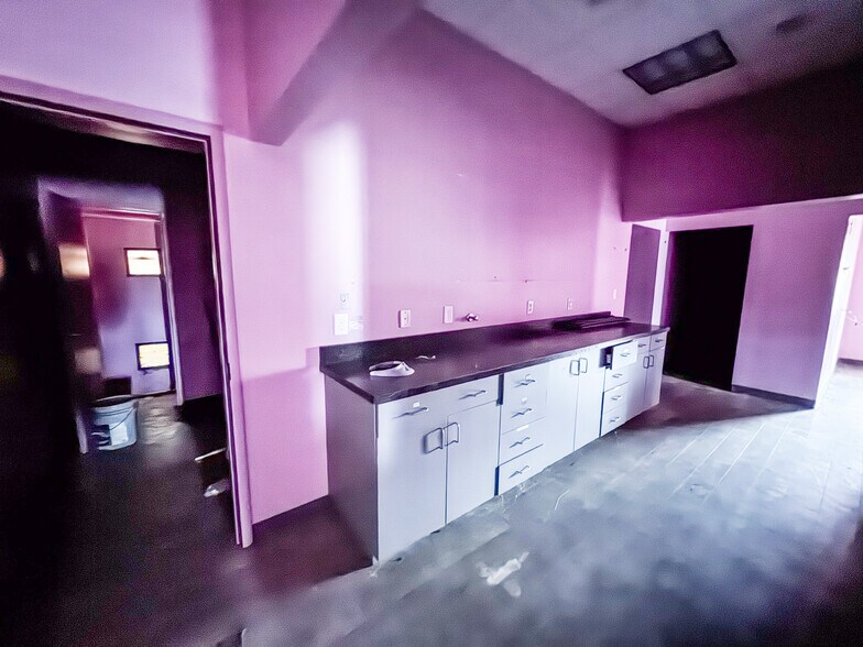 More Photos Of 370 N Broadway, Pennsville Freestanding For Sale