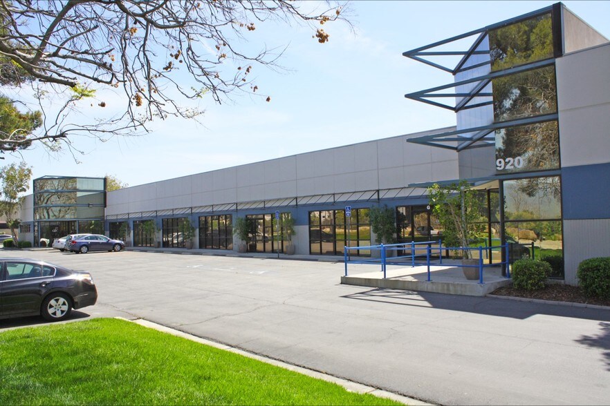 More Photos Of 920 E Cooley Ave, San Bernardino Warehouse For Lease