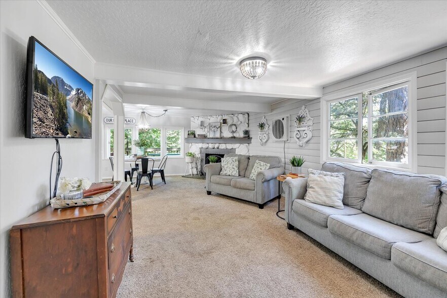 More Photos Of 22732 Middle Camp rd, Sonora Hotel For Sale